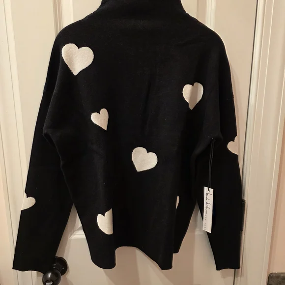Nicole Miller Black and White Heart Sweater - Picture 1 of 3